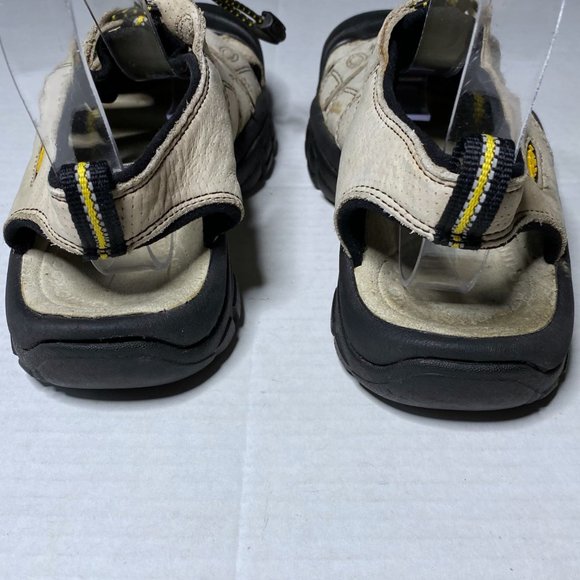 Keen Sz 7 Clearwater CNX Waterproof Hiking Sandals - Picture 5 of 16